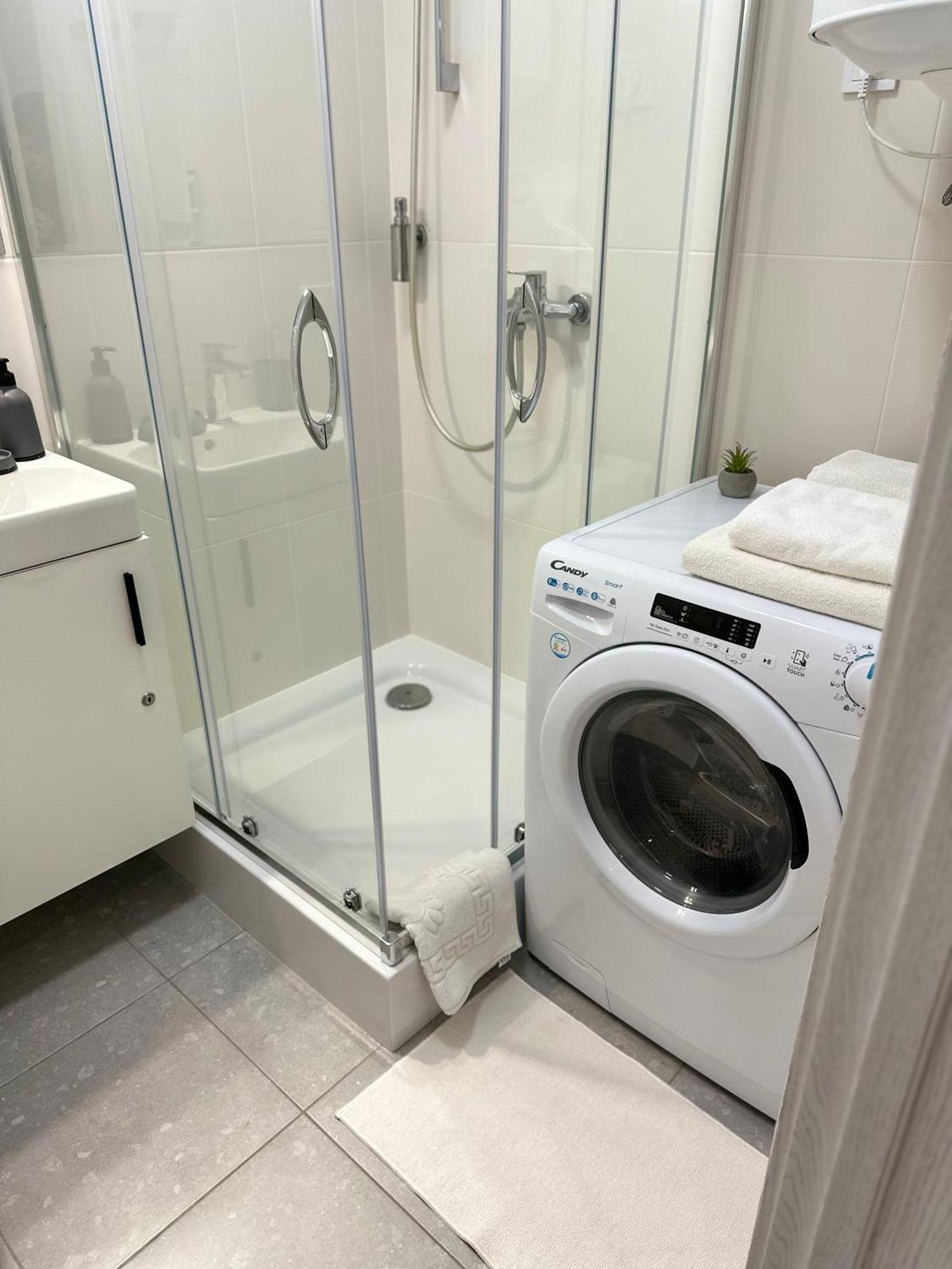 Cube House Daire Kiev Dış mekan fotoğraf