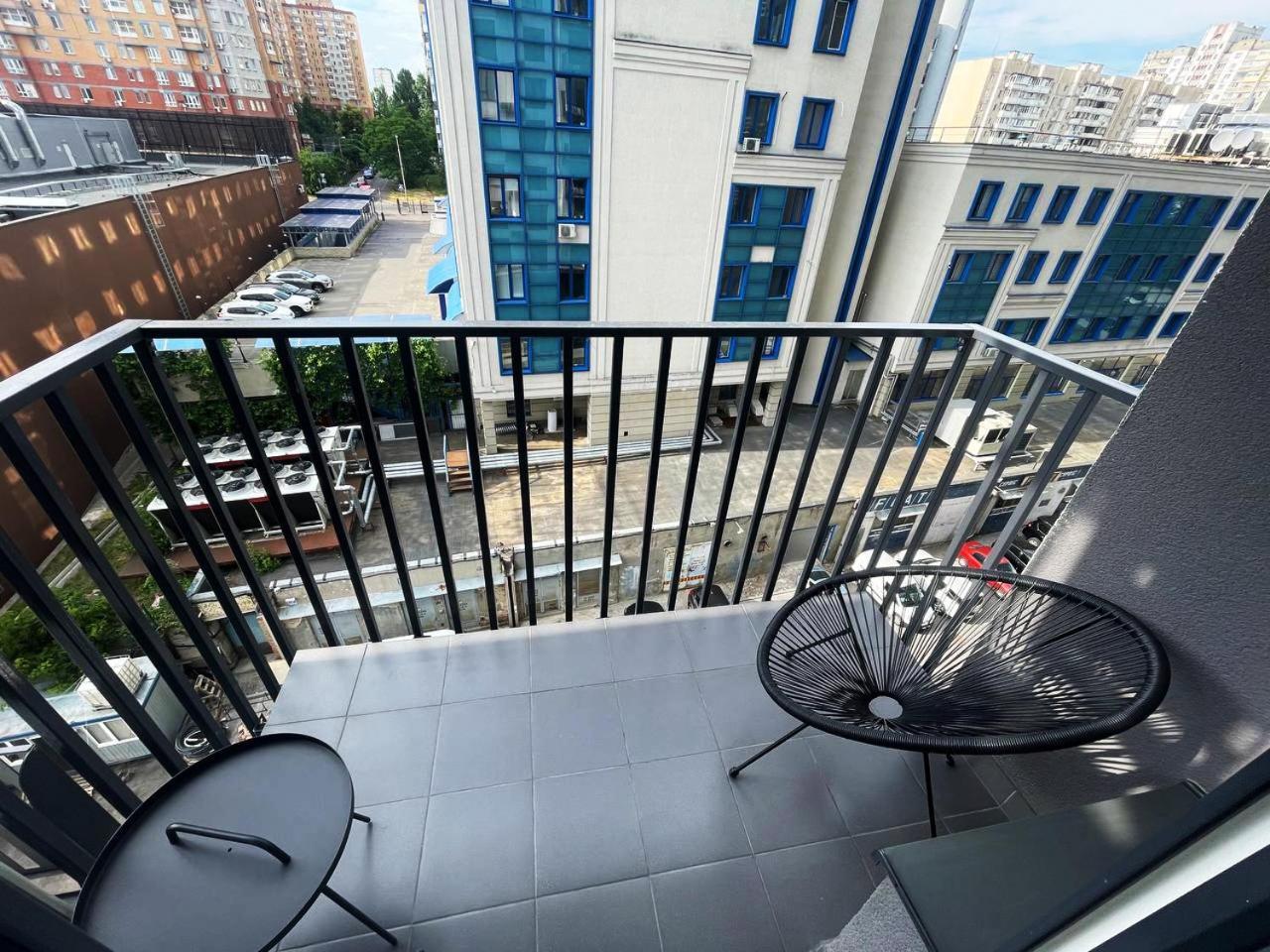 Cube House Daire Kiev Dış mekan fotoğraf